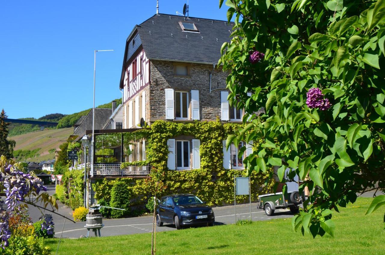 Weingut Erbes-Henn Ürzig Exterior foto